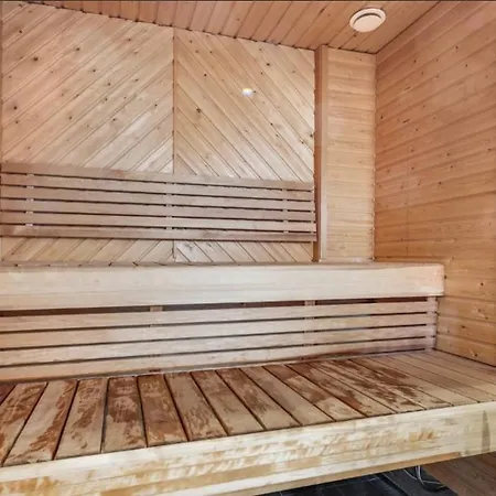 Omakotitalo Ylaestoe Loma-asunnot Vantaa